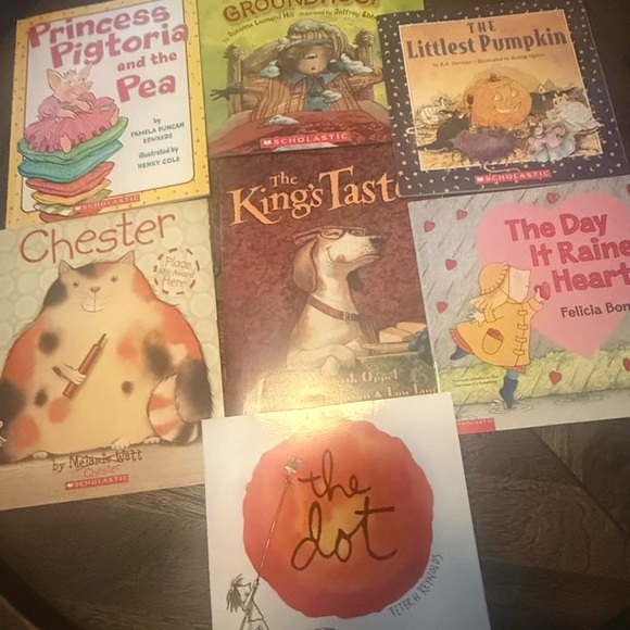 Scholastic Other - (7 Books) Children's Picture Book Lot - Colorful Illustrated Covers